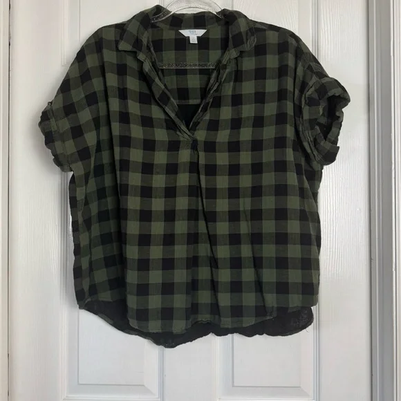 Time and Tru Women's Roll Sleeve Popover Shirt - Picture 3 of 7